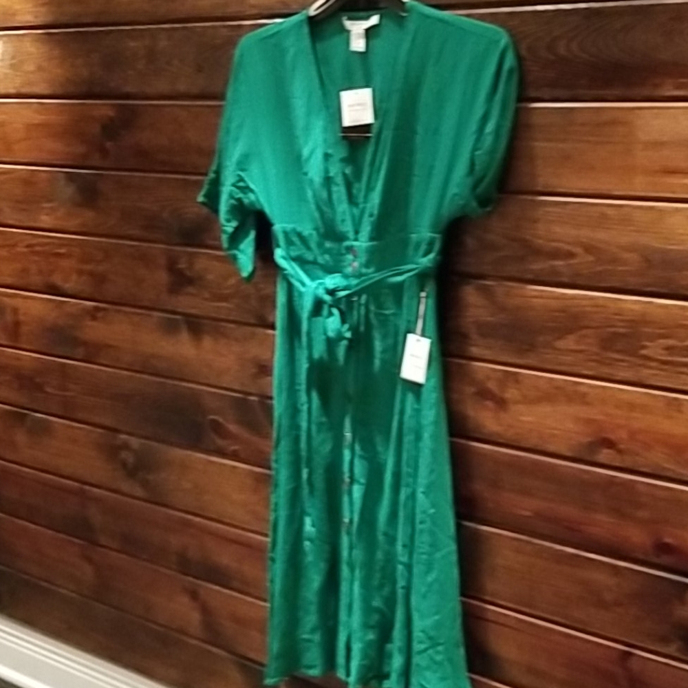 Green FOREVER 21dress